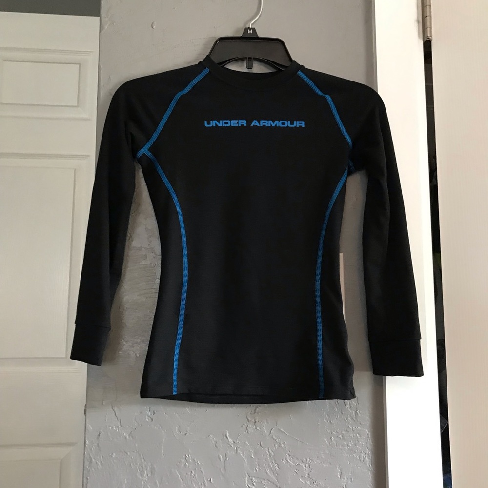 Boys size small Under Armour shirt